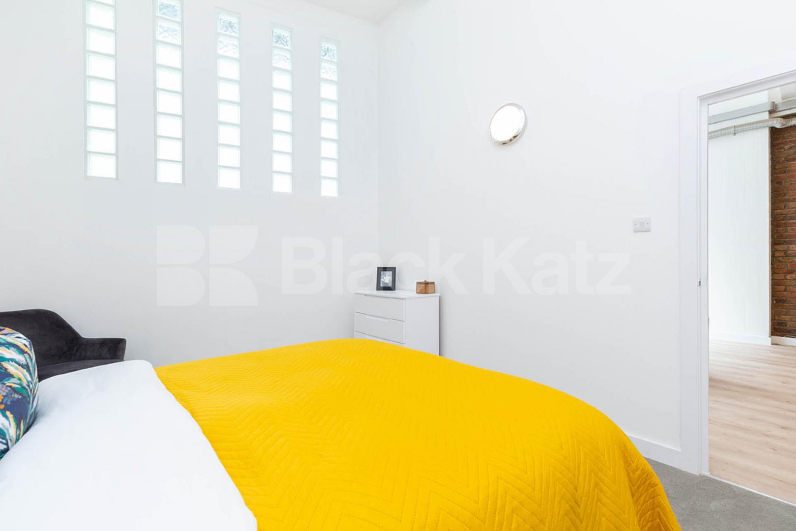 Fantastic opportunity to rent a warehouse  conversion   Eagle Wharf Road , Old Street - Shoreditch